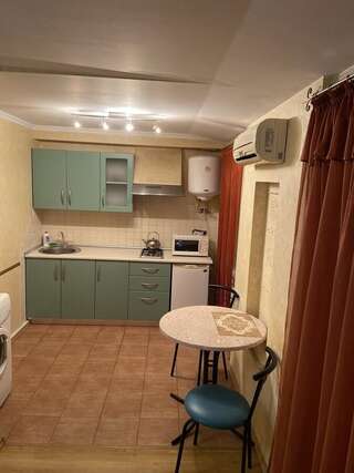 Апартаменты Apartment in the city center Херсон Апартаменты-студио-5